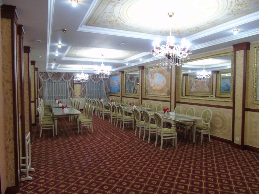 Amsterdam Hotel Aktobé Extérieur photo