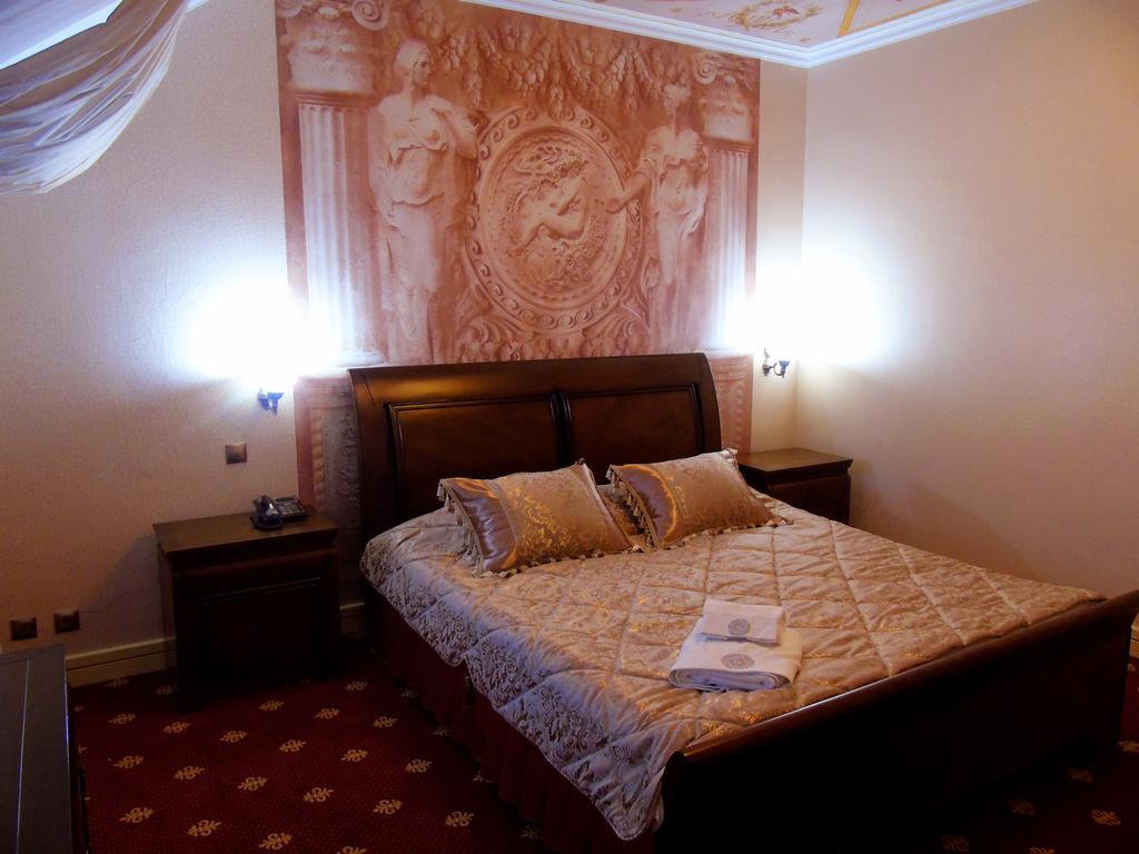 Amsterdam Hotel Aktobé Extérieur photo